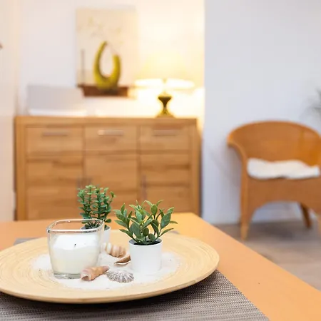 M3 - Apartmenthaus Marienburger Str 4 - Feriendomizil Hollich * Грёмиц