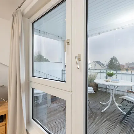 M3 - Apartmenthaus Marienburger Str 4 - Feriendomizil Hollich Апартаменты Грёмиц