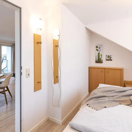 Апартаменты M3 - Apartmenthaus Marienburger Str 4 - Feriendomizil Hollich Грёмиц